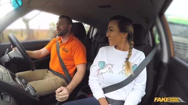 Big-breasted milf hyped sex driving instructor